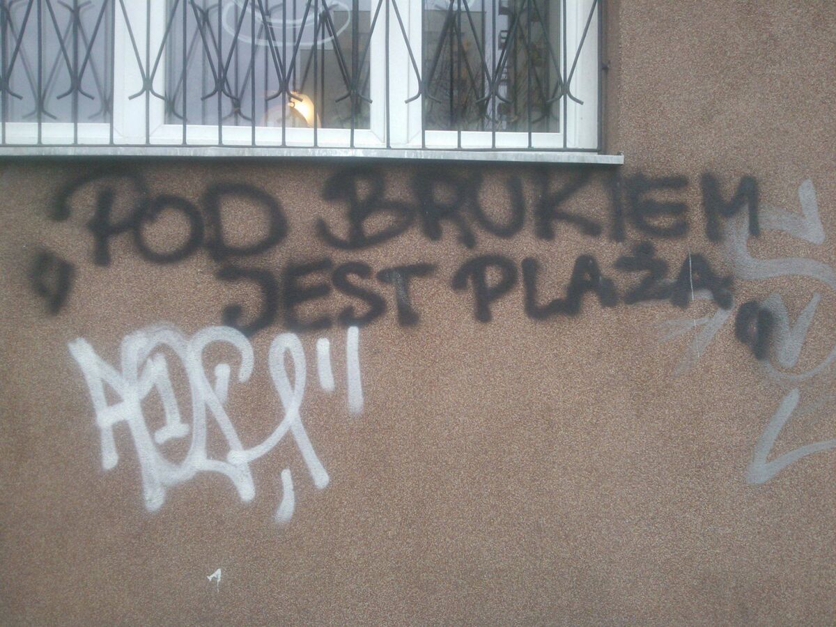 e0a2b934-cc63-4d12-bc5f-d6043d6c14e6