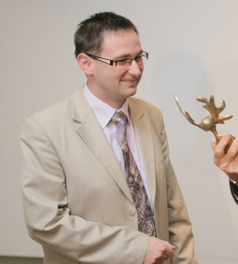 1ad5cac0-f78c-4470-bf8a-9b5f57d82e82