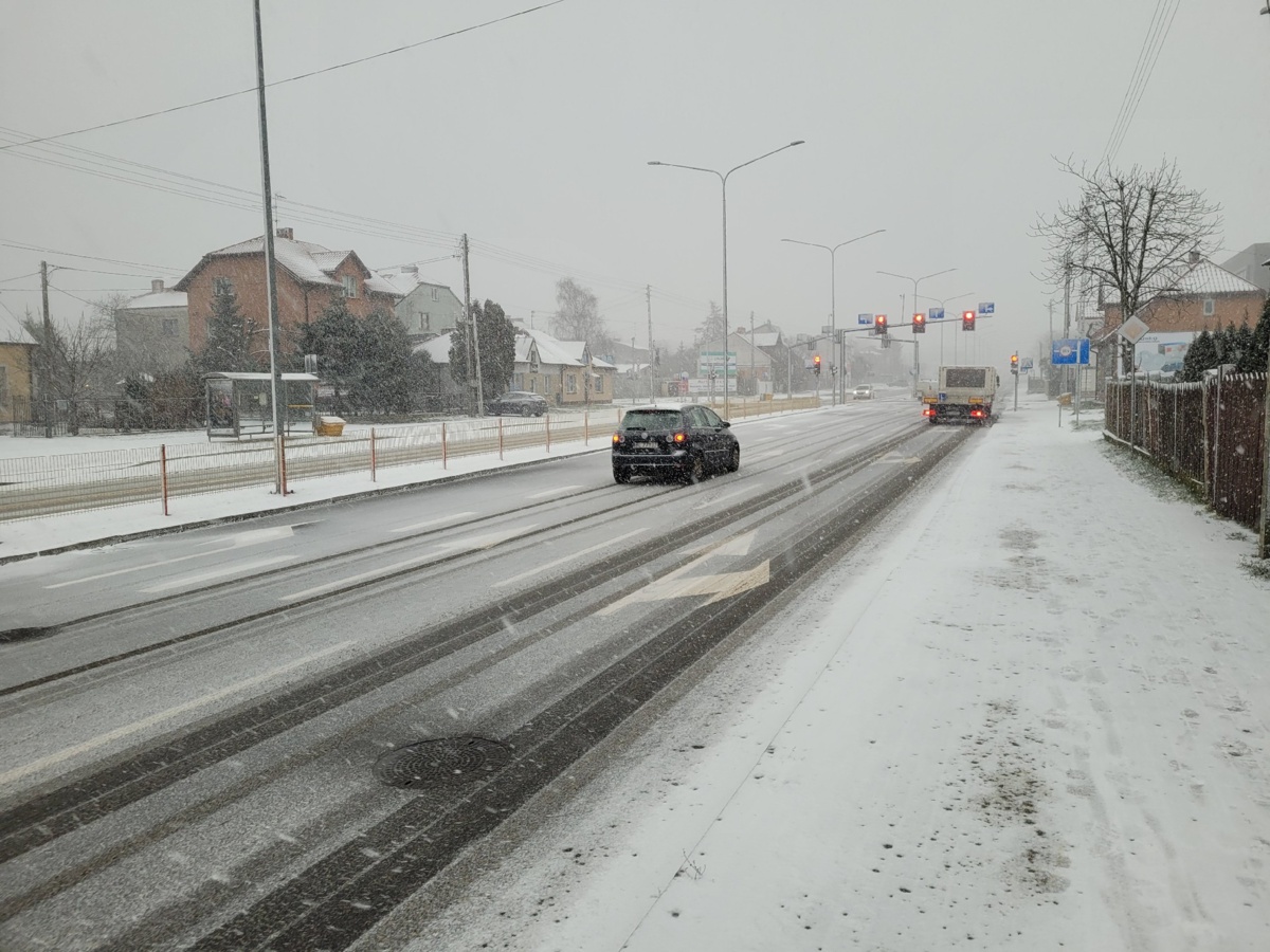 abb98ca1-a3bb-4780-8f79-77ff70f680c1