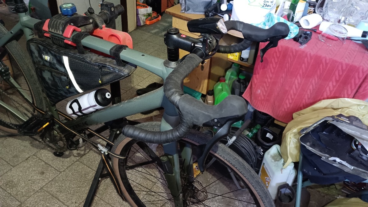 afdc1166-3c1f-4b00-8f4b-3159ef733f3a