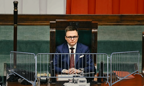 f7b46d28-8716-4423-9a18-f570ba844993