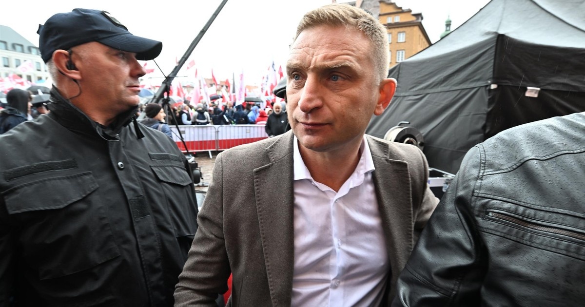 Skandaliczne wystąpienie Bąkiewicza na marszu PiS