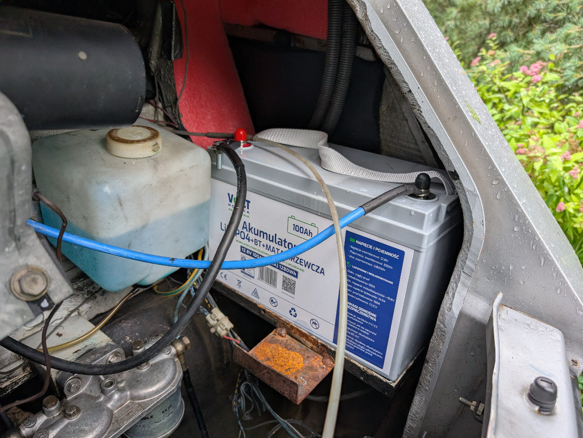 1e0d70a1-7c17-406a-b115-2209629ca953