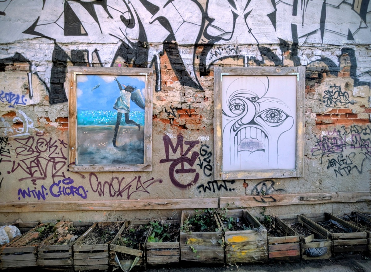 0cb882f1-4416-4f64-996b-ce57b6c9a56a