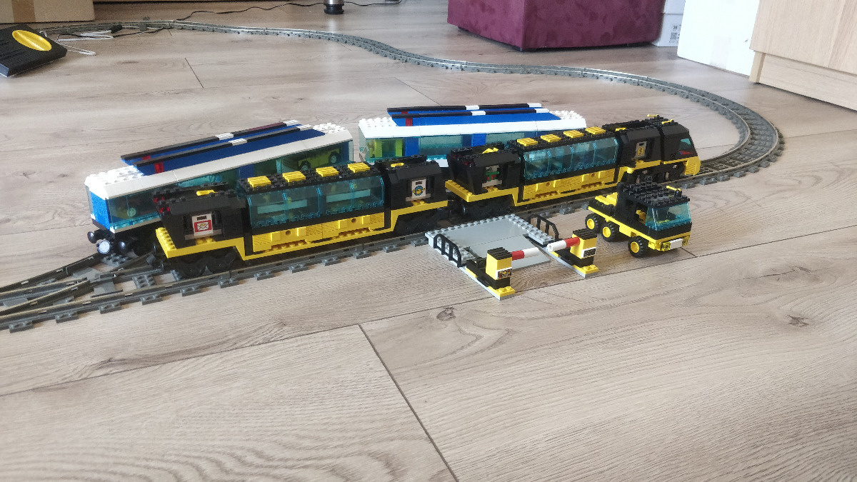 069e0bb1-58b4-458d-954a-6ab321c93c2e