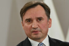 Zbigniew Ziobro składa pozew przeciwko Donaldowi Tuskowi