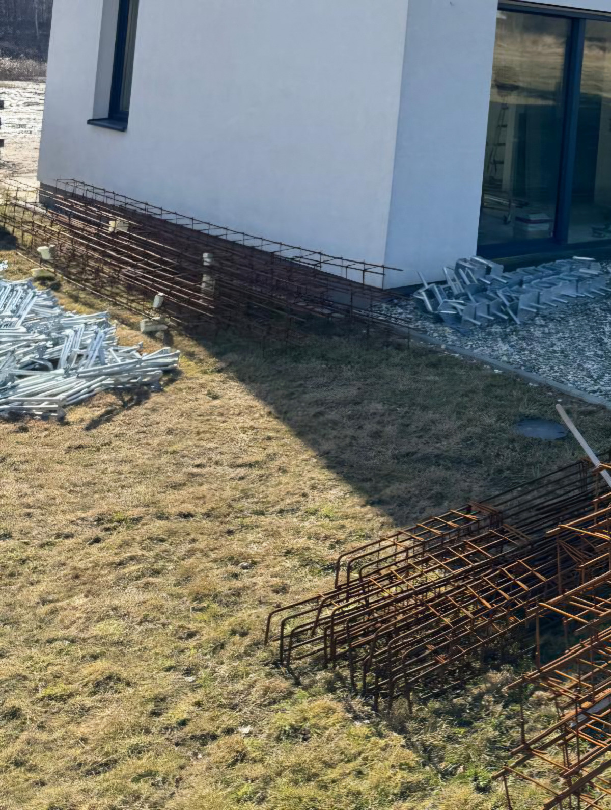 b3c70ab8-f777-4f3d-8b4e-11bbb16a4bde