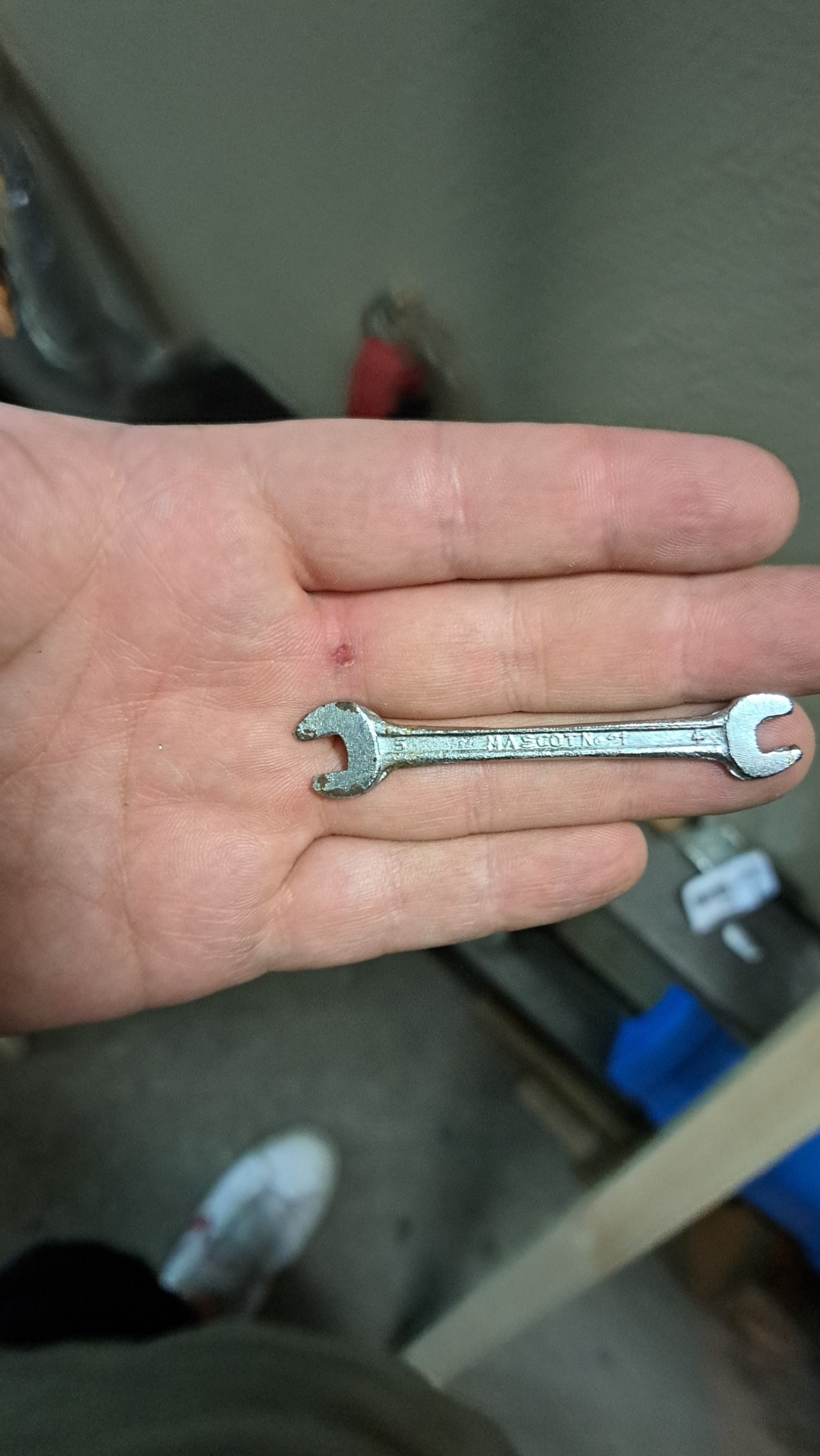 c04be23a-565a-4ca5-9901-00d134932dfc