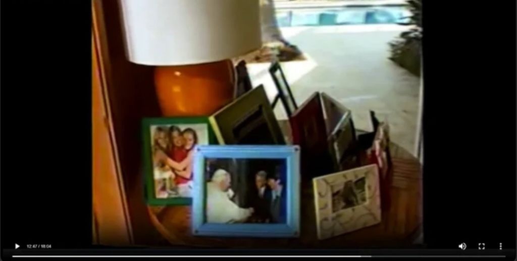 fa01c07d-6c45-4cb9-8cb1-d7d30f2933b2