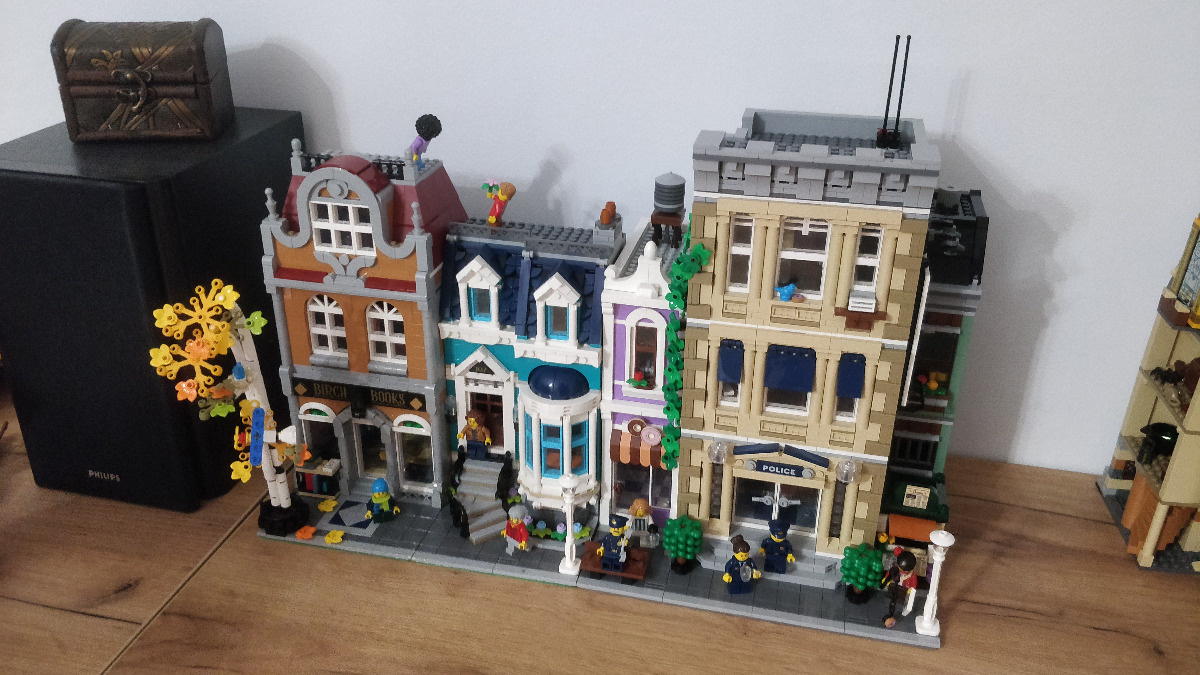 LEGO Posterunek policji (10278 ) złożenie i recenzja