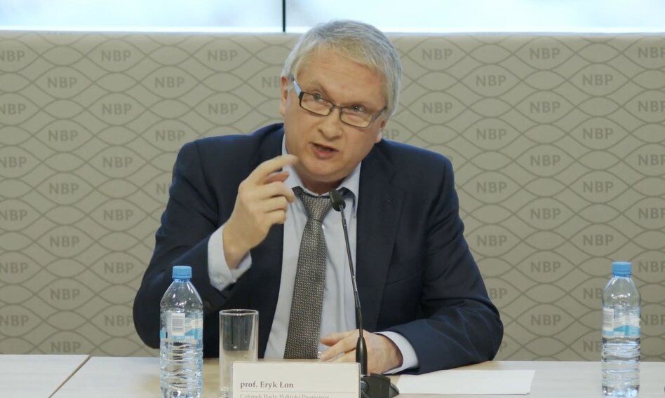 Łon z RPP nie wyklucza, że podwyżka stóp w grudniu nie będzie potrzebna