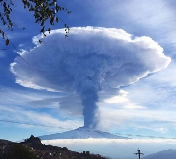 bcc7a2f1-d474-4ab4-8dd2-2458e1e6ddac