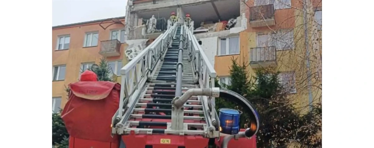 Wybuch gazu w Braniewie. Ponad 100 osób nie może wrócić do mieszkań