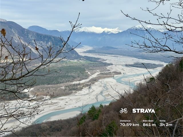 70c52b78-24ef-4c6b-becc-fdd8096bc1a4