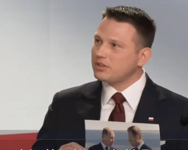 d2c30aaf-53e6-4915-922d-3ecf94641781