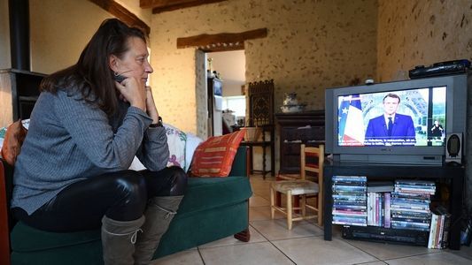 Po wystąpieniu Macrona Francuzi rzucili się na szczepionki