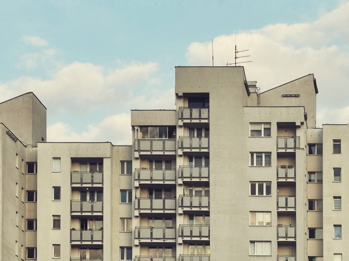 1d695b35-03f4-4bc3-8cb0-bf85fc42e2b3