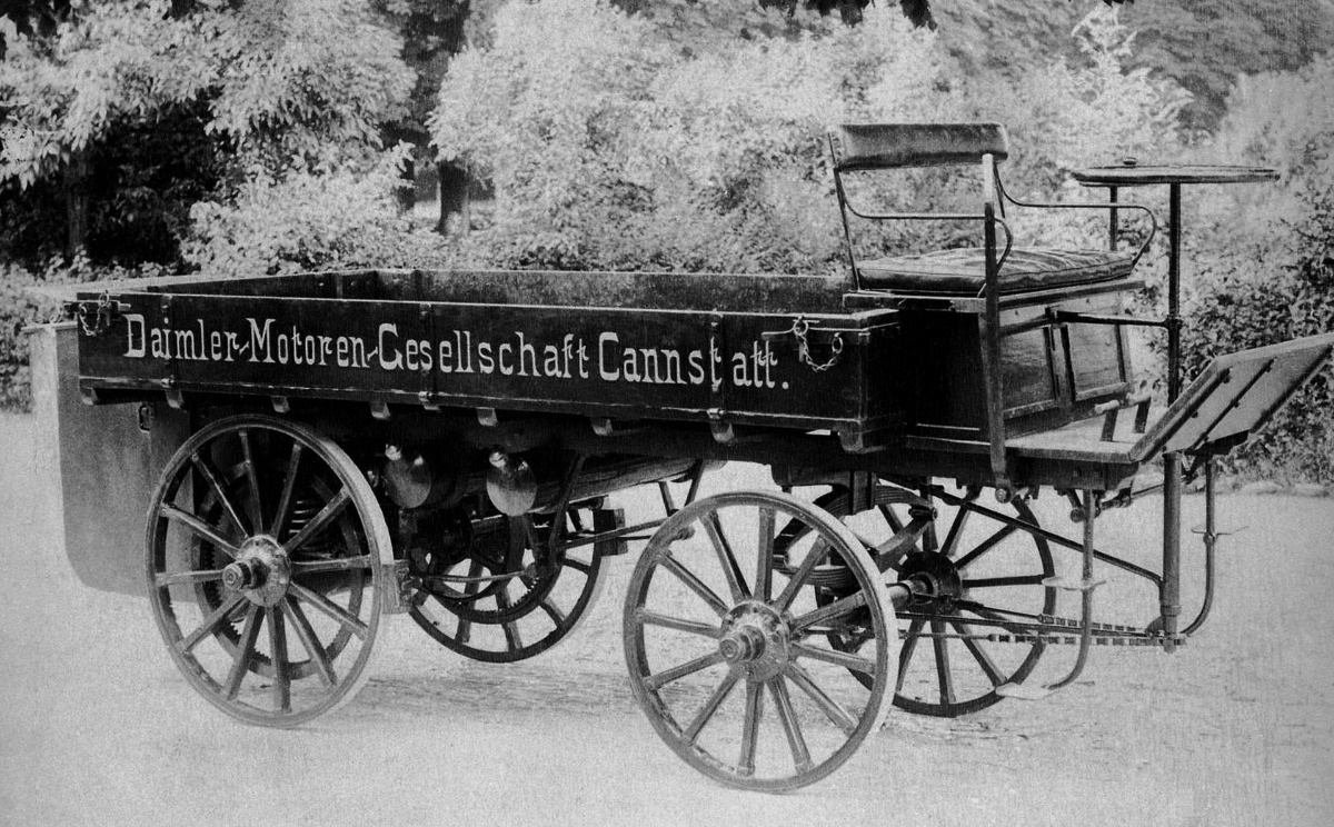 561917a0-4d4a-44b1-a8df-50f566663304