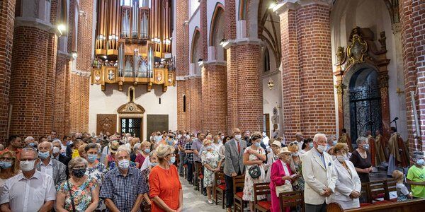 Trwa liczenie wiernych w kościołach