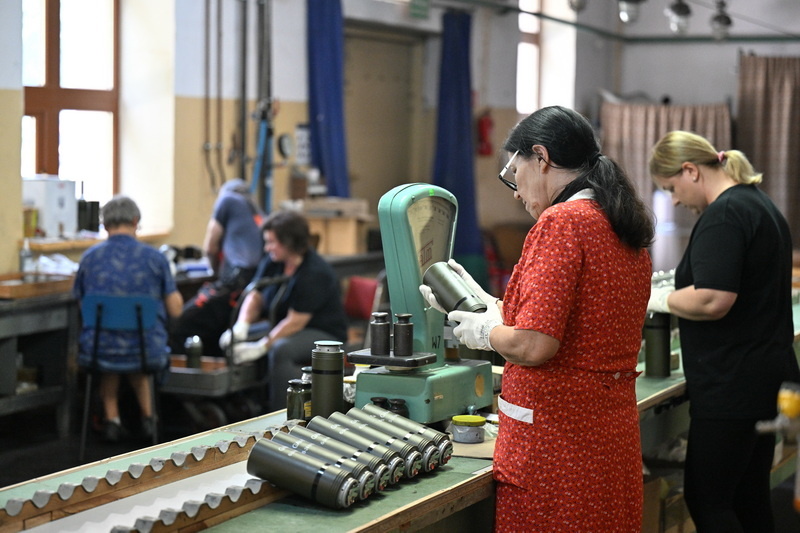 59f90f11-c30f-4a71-9f12-31bdda5b4493