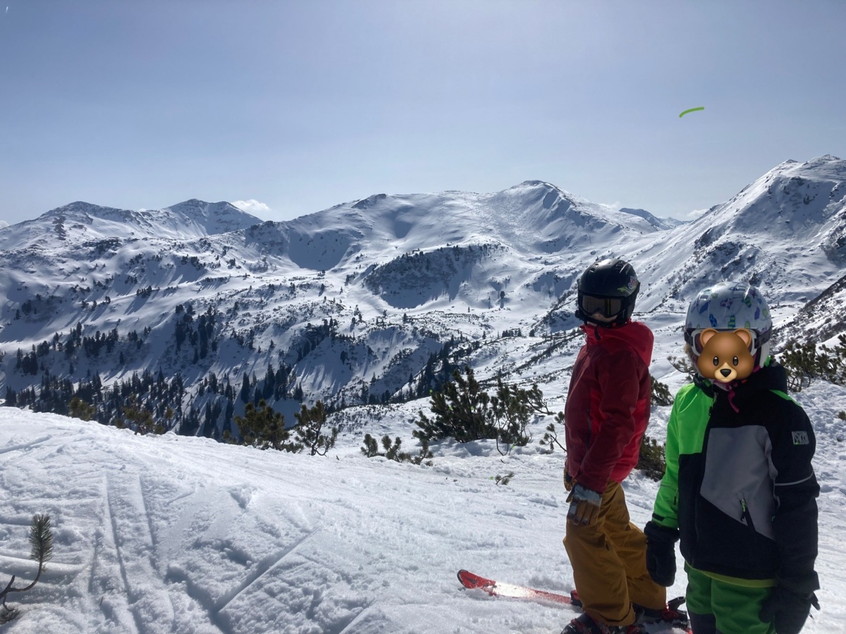 4c9ca052-0d63-4a8e-a6bc-e7cec9023f8e