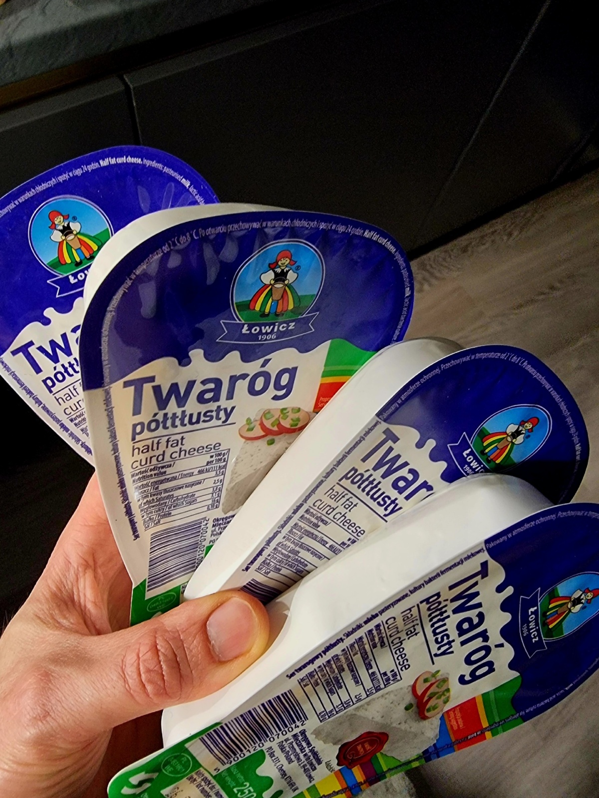 a236e0b0-49ed-4853-8165-7385eb81cbbb