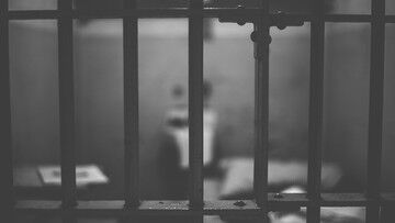 Włochy: obronił z wyróżnieniem pracę magisterską w więzieniu. Napisał o swojej karze dożywocia