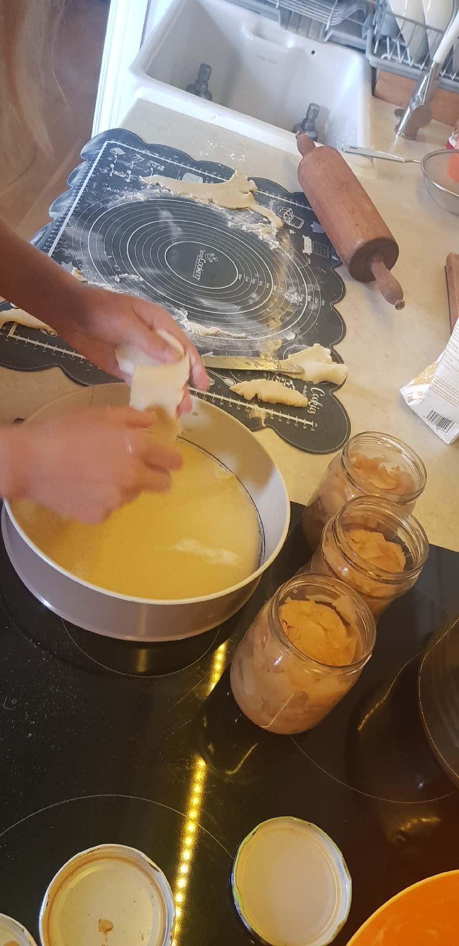 93a2adf9-07df-4936-a78f-375503e3e127