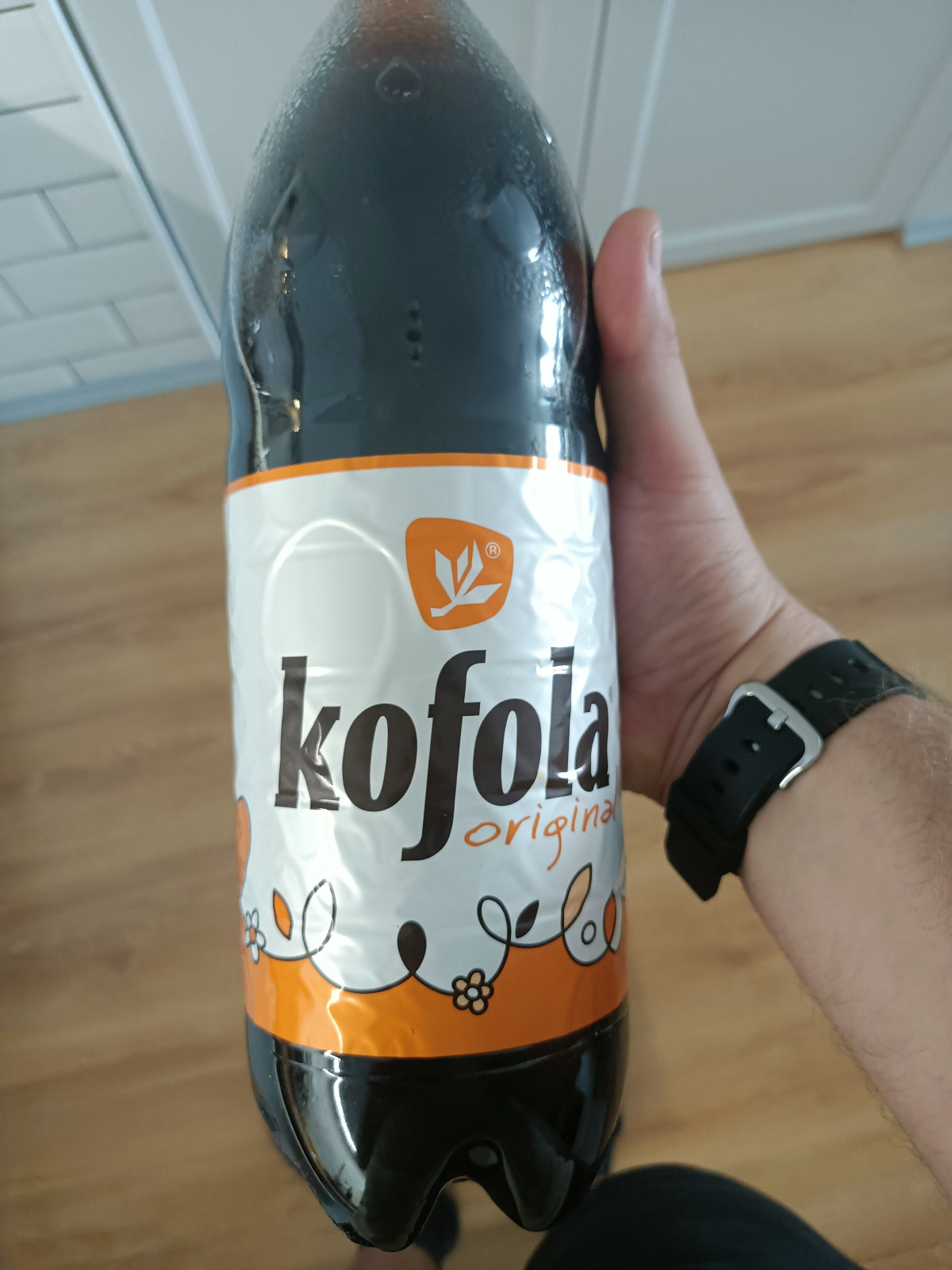 661d057a-318d-4eaa-a3c2-f5e341e74509