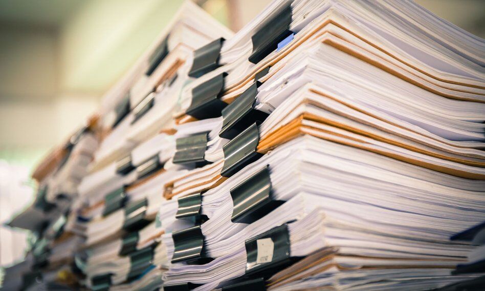 Cyfryzacja w Polsce. "Nadal jesteśmy papierowym krajem. Przegrywamy cyfrową wojnę o przyszłość"