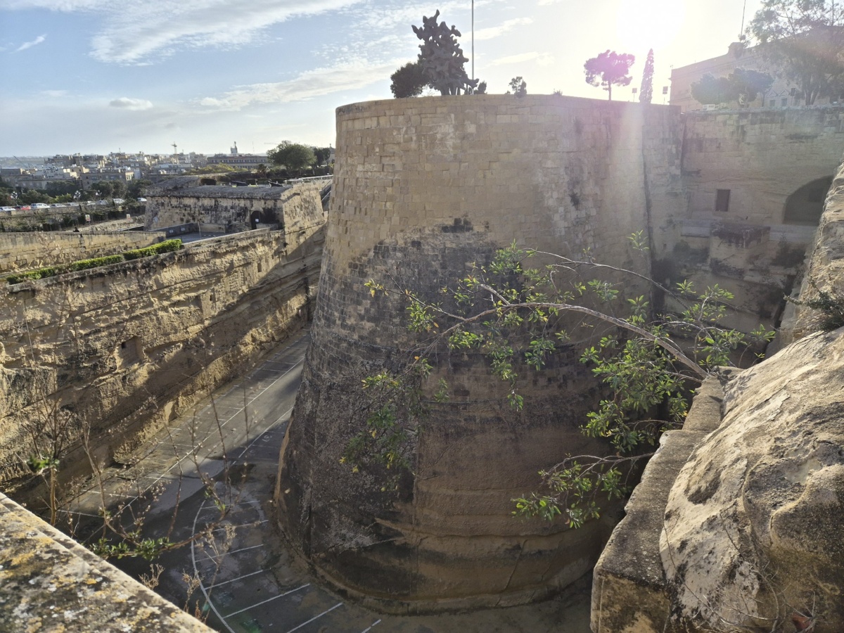 23da5895-e678-441e-be25-884e8fdc05ac