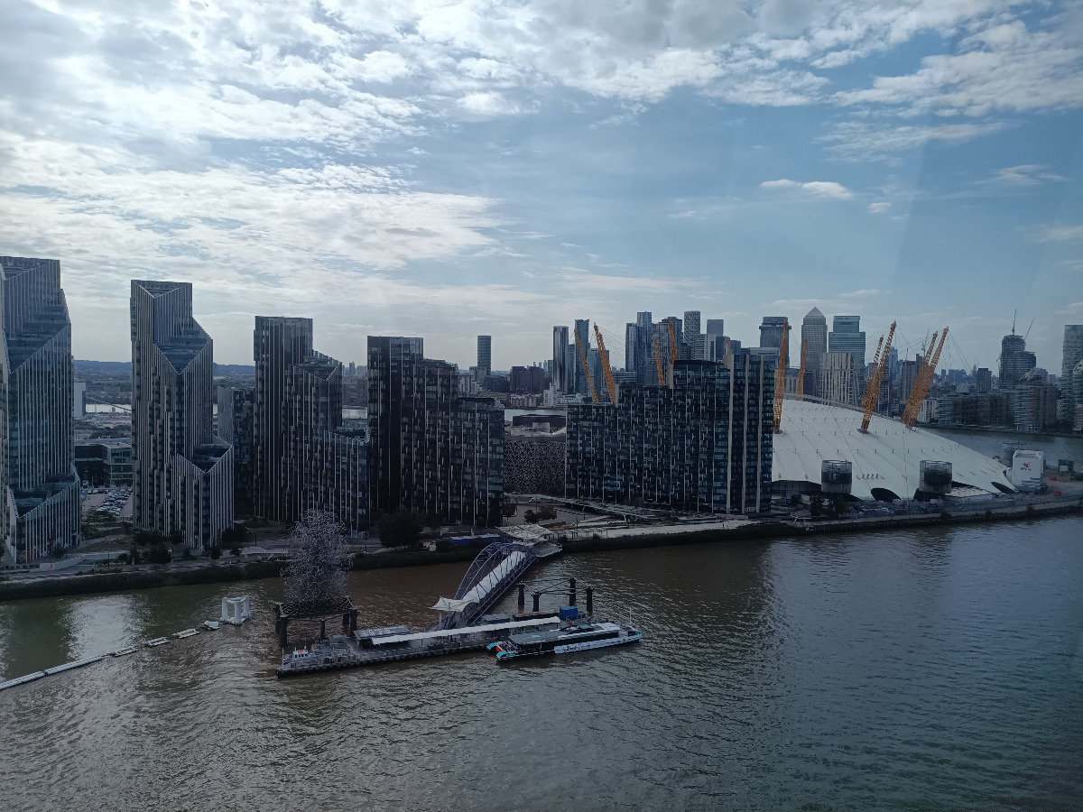 272aac3e-740e-4cbc-a164-4d5dc78752d5