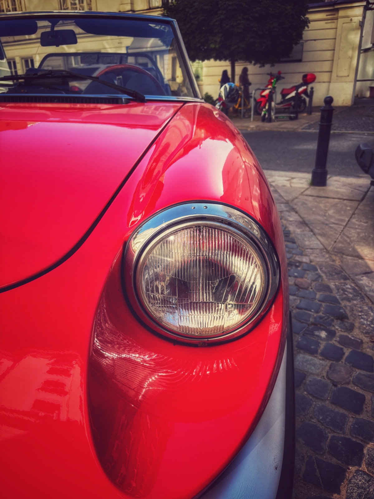 b87e886d-0a01-4b3a-ae26-ccdd4183c807