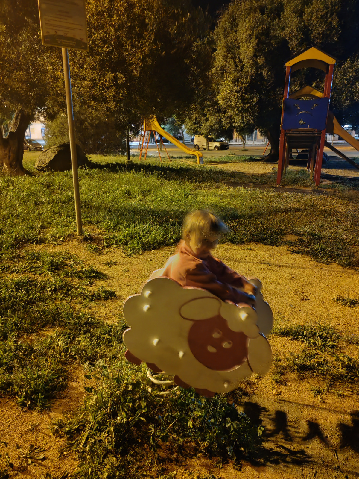 4049ae0d-54a6-4c30-aafa-fa944878e51c