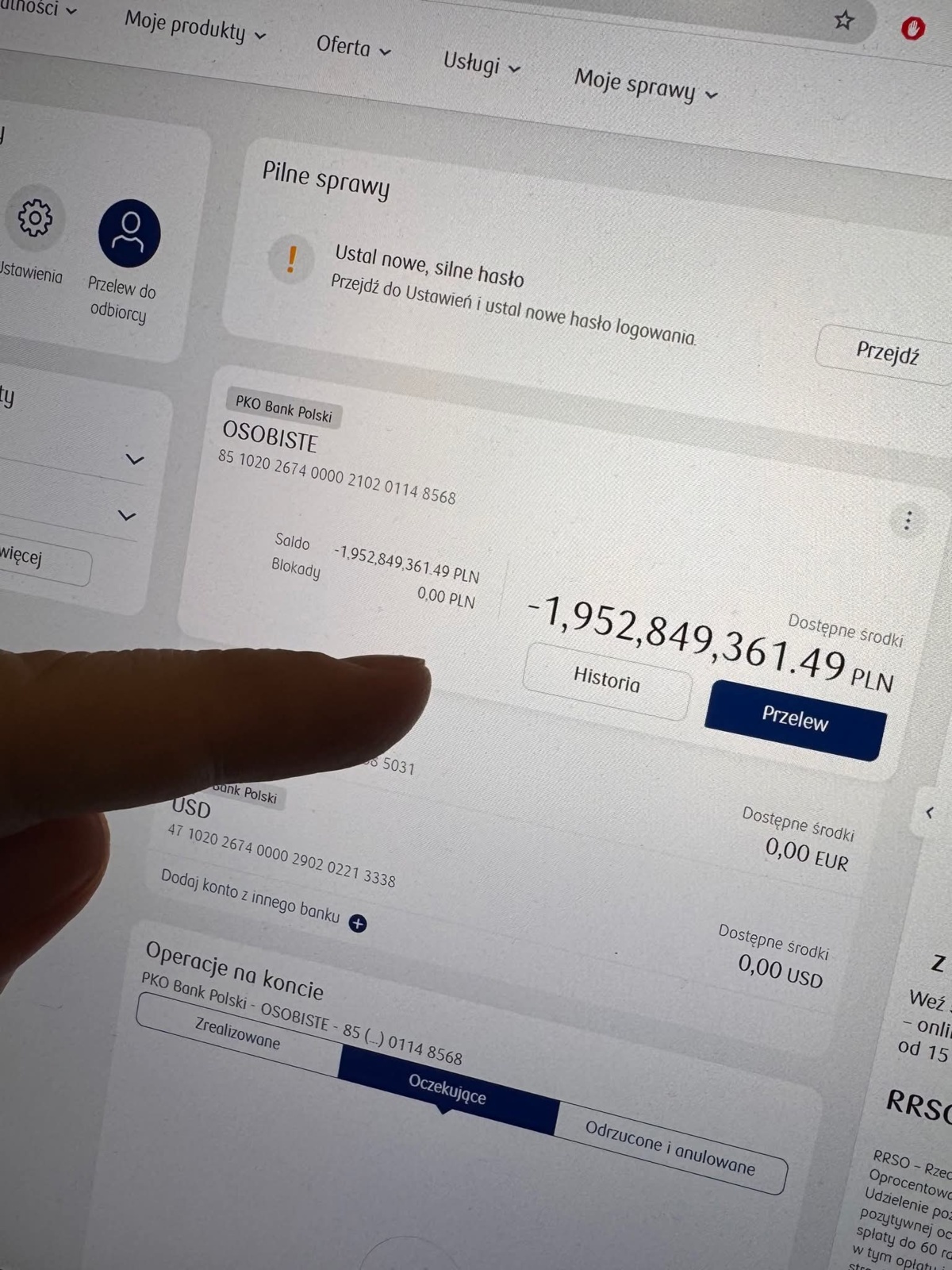 8c1a46d6-a7f6-40cc-9de4-38002a5afafd