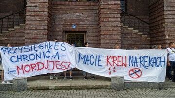 Śmierć 25-letniego Ukraińca. Manifestacja przed komendą we Wrocławiu