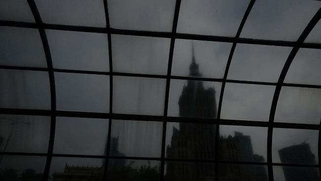 Gwałtowne burze, grad, trąby powietrzne. Niebezpieczna pogoda w sporej części kraju