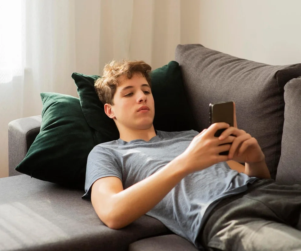 Kryzys czy lenistwo? Pokolenie NEET to problem naszych czasów