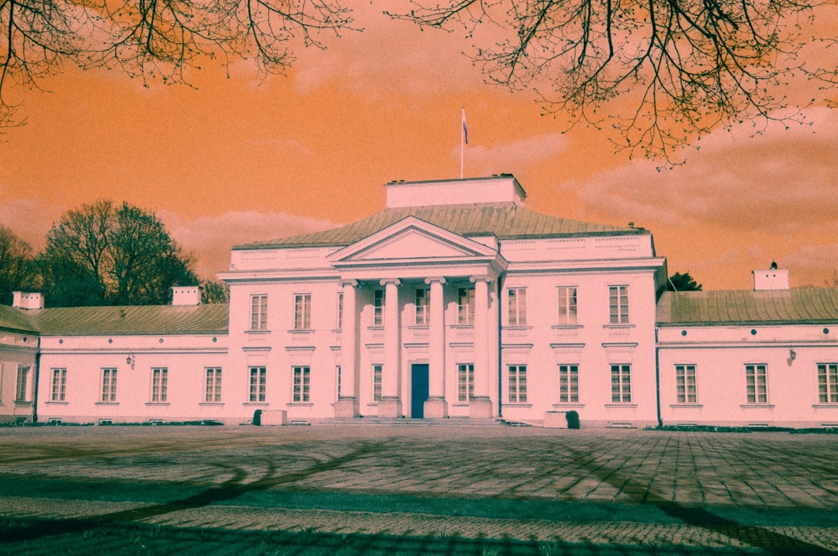 d19a4e7a-c12b-4ff1-8f00-c284557174d7