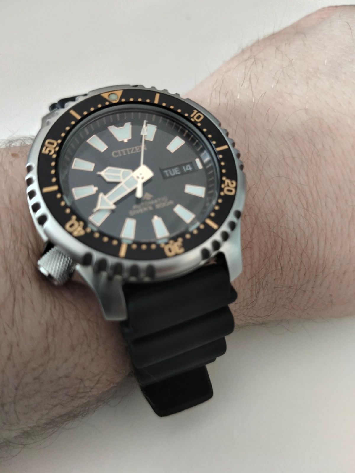 43f4fbe2-0afc-4fd3-bcca-e7b0bb4607fa