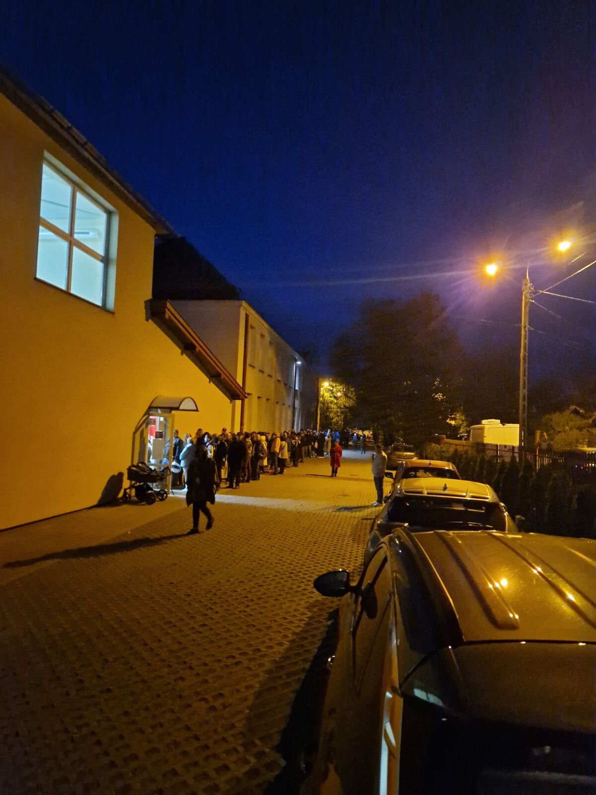 d31202ef-437f-4530-9f21-1896186fa79d