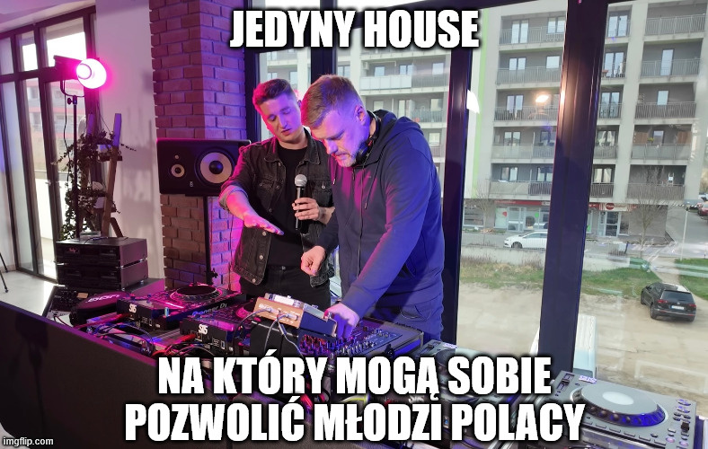 52edf62b-dce1-461f-8e44-208ff281585b