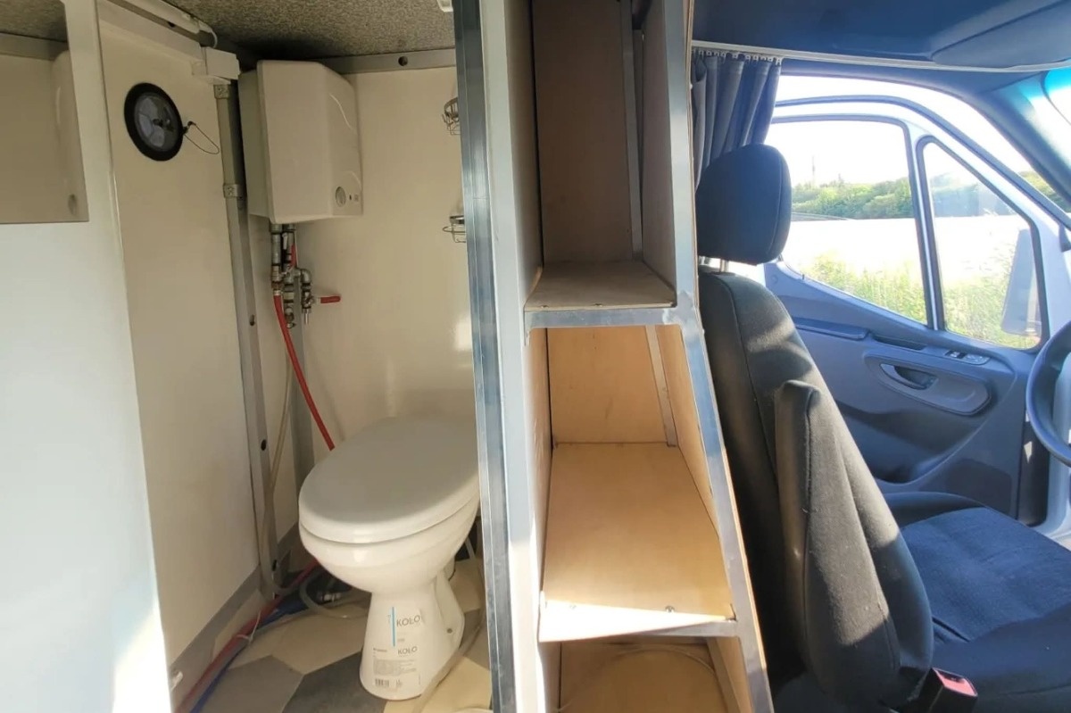 b42fbce1-1415-4dfa-a04d-f9d76ff88b53