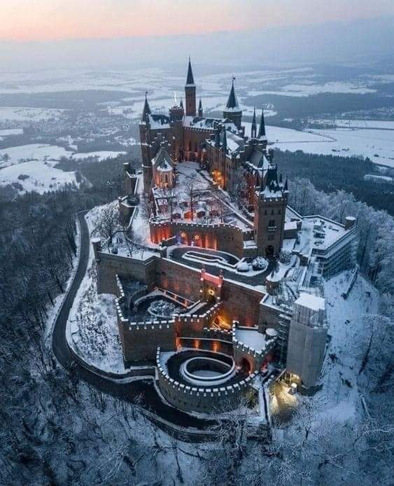 35a08c64-4bb0-44eb-9001-e9abf6631377