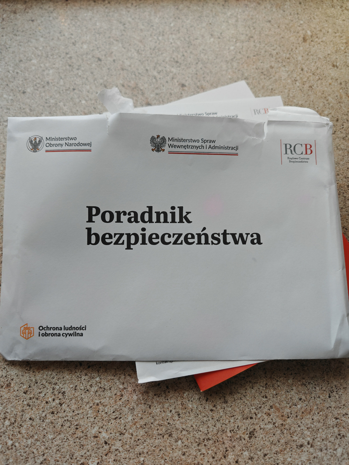 68e113b8-95e4-4b9b-be5c-543941b8a15c