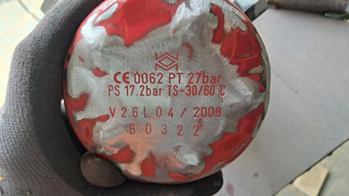 a6759c29-359c-44df-a553-1c246fc85e84