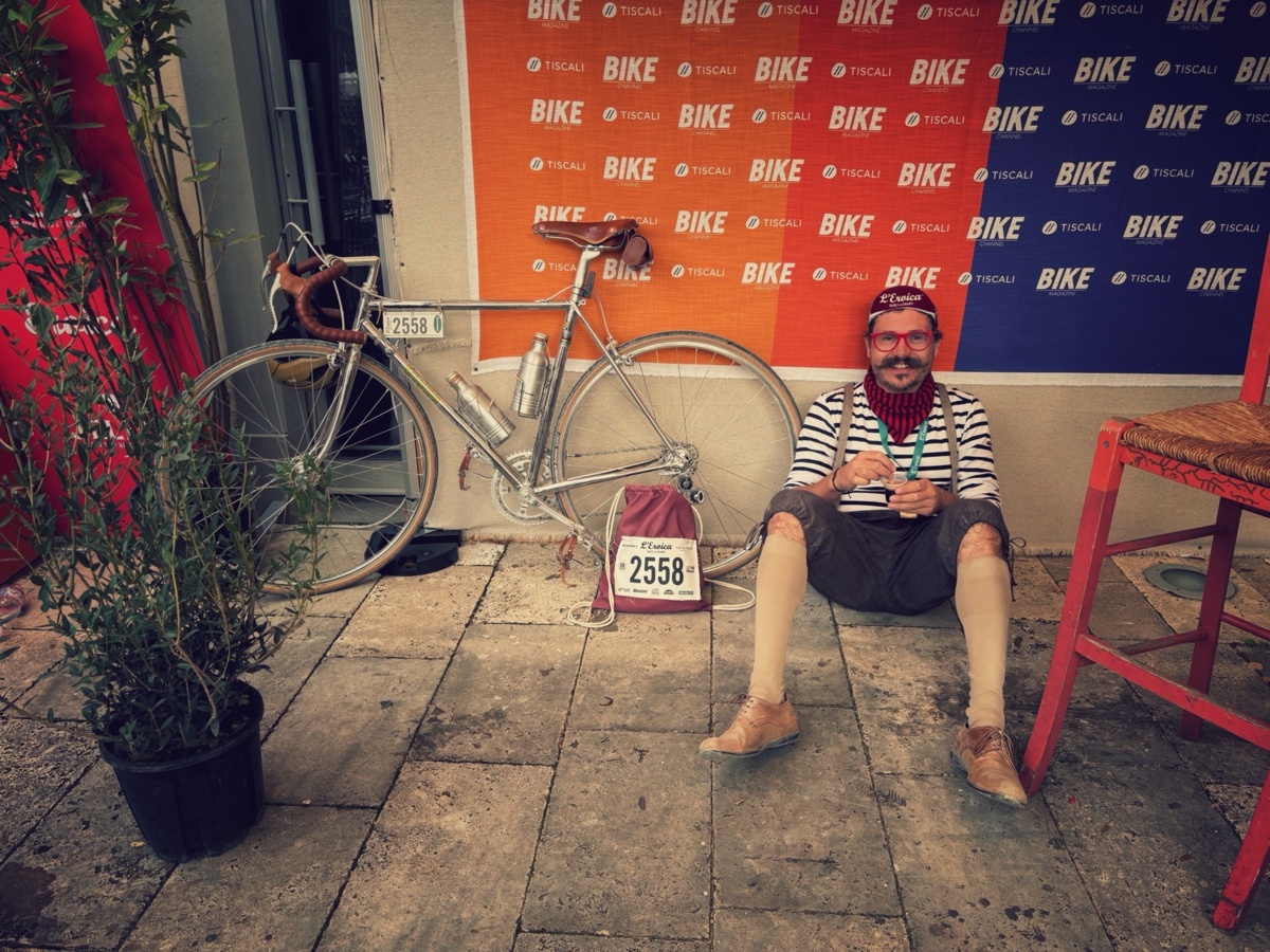 edd52641-b1b4-4108-b45d-5213ea71f621