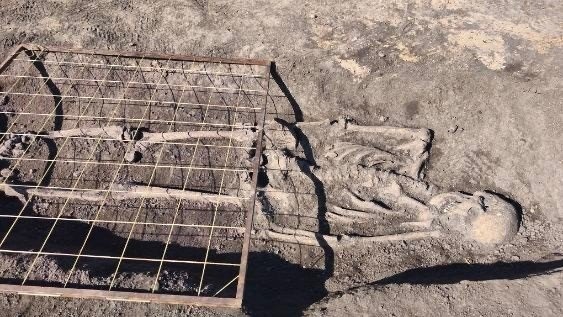 Sensacja archeologiczna w Kujawsko-Pomorskiem. Na budowie odkryto średniowieczne cmentarzysko