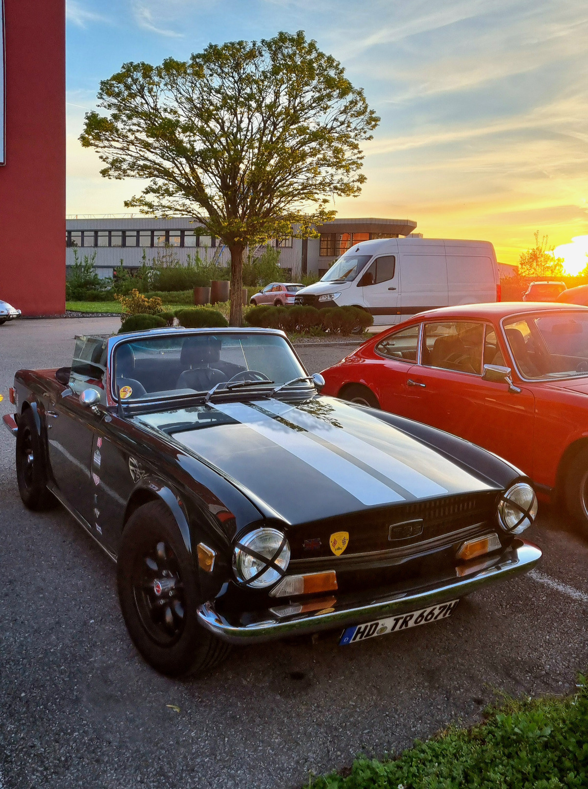 e3f56570-cbee-4ddf-9eb3-d08049d56833