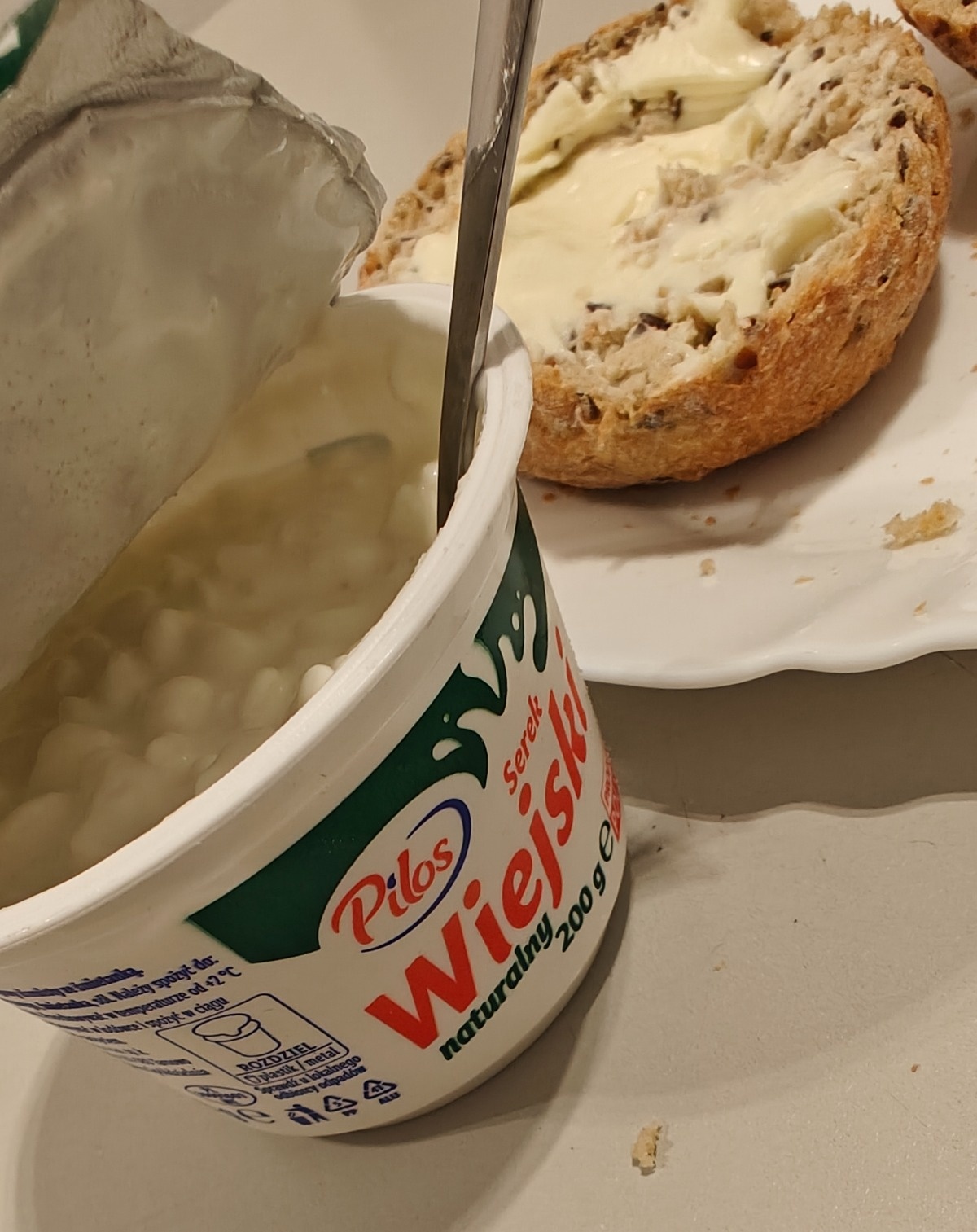 6b2cafb5-7258-4ffb-8494-ee7a0ab10c3a